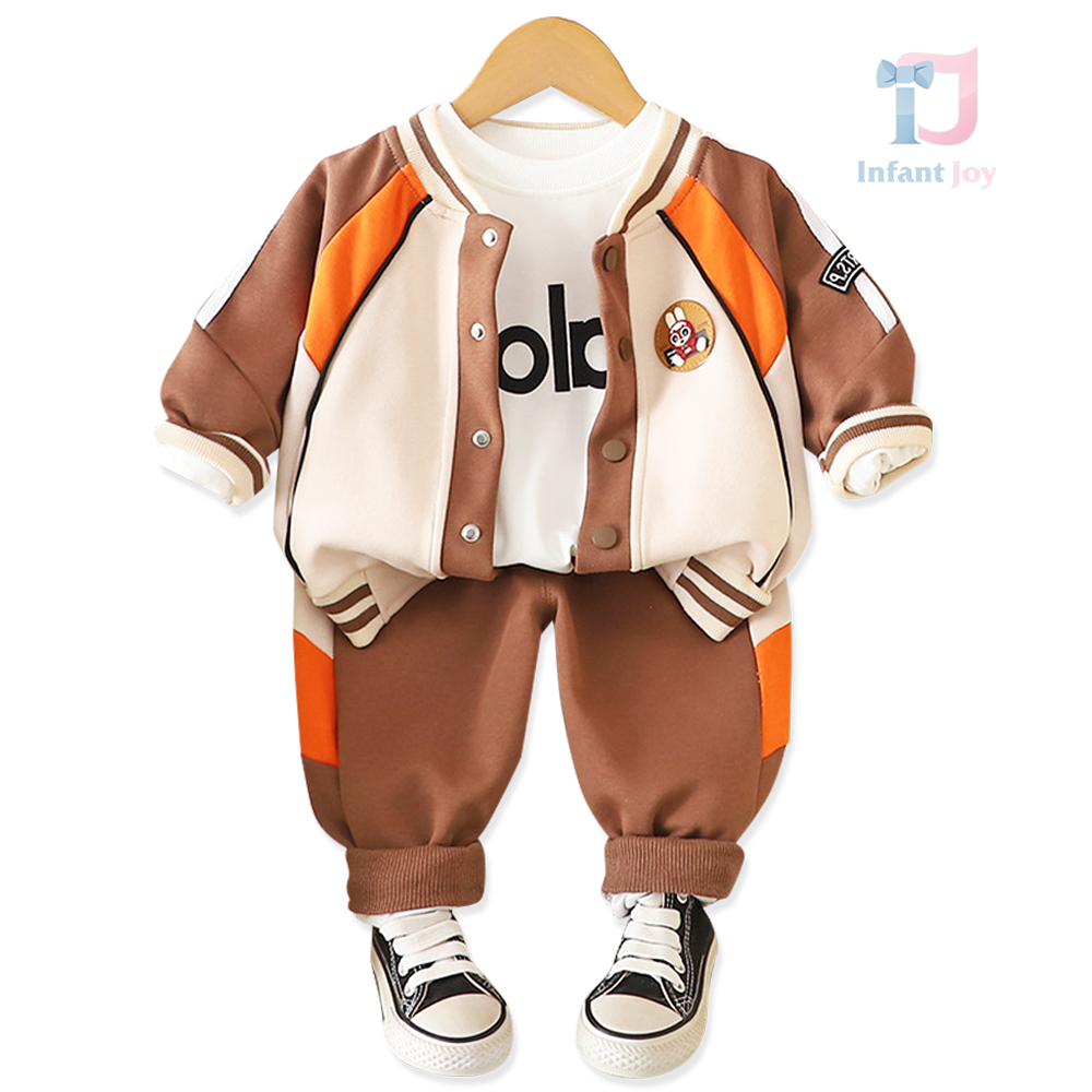 Комплект от Яке Бомбър с Тик-Так Закопчаване, Щампирана Блуза и Панталон Varsity Boy Orange – 3 части Комплект от Яке Бомбър с Тик-Так Закопчаване, Щампирана Блуза и Панталон Varsity Boy Orange – 3 части