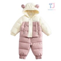 Ски Екип от Яке с Качулка, 3Д Ушички, Бродерия и Панталон Pinky Hug- 2 части